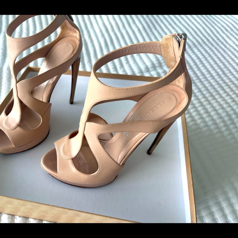 Alexander McQueen AUTHENTIC Nude Platform Heels